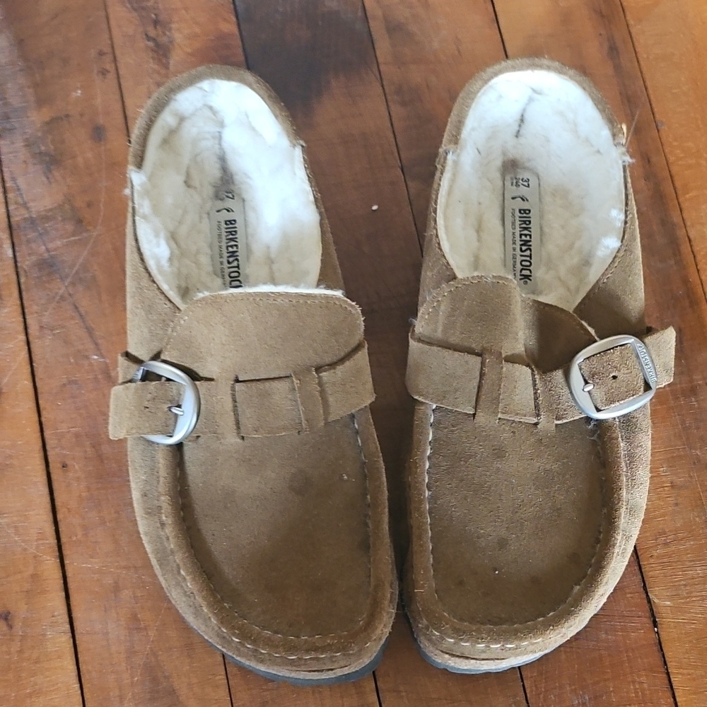 Birkenstock Tan Suede Slippers with Cushioned Footbed